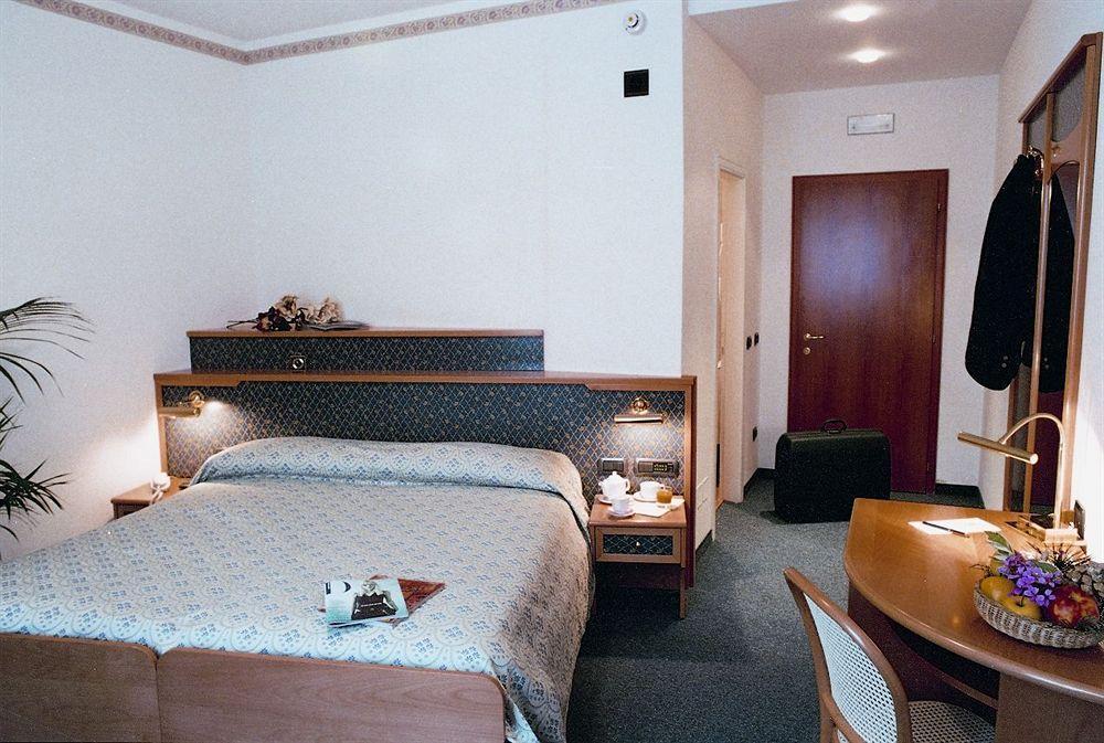 Hotel San Leonardo Vigolo Baselga Exterior foto
